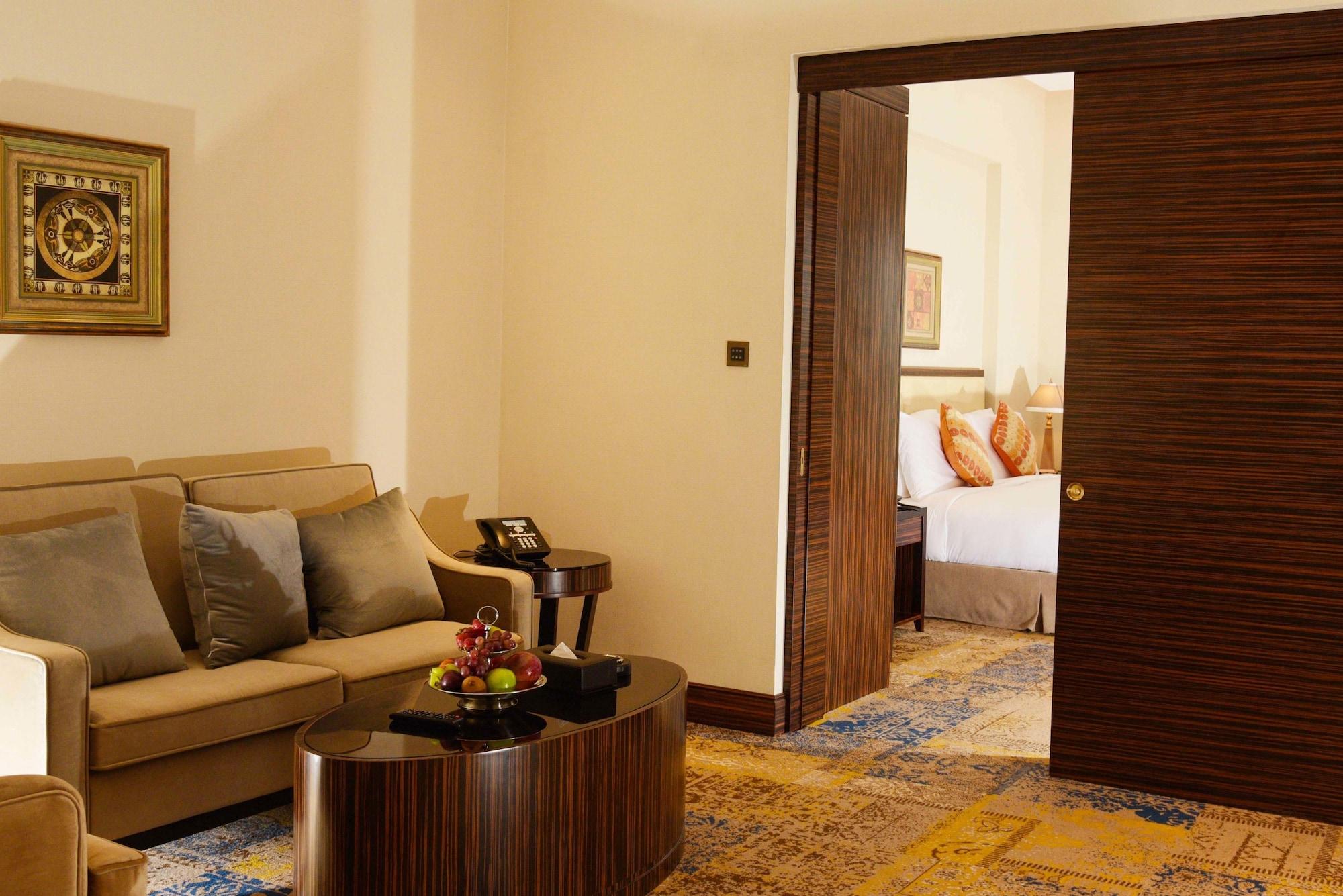 Warwick Al Khobar Hotell Eksteriør bilde