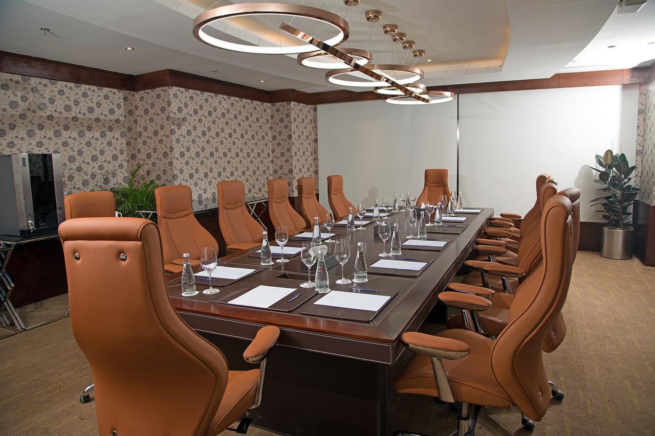 Warwick Al Khobar Hotell Eksteriør bilde