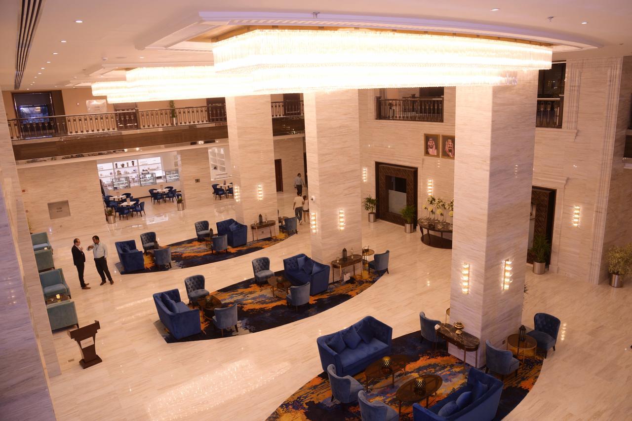 Warwick Al Khobar Hotell Eksteriør bilde