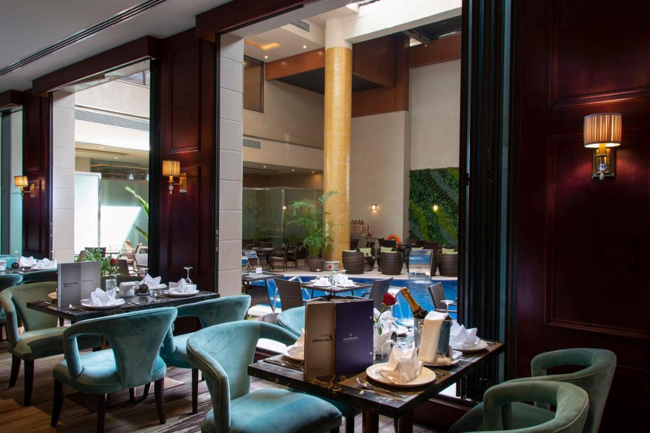Warwick Al Khobar Hotell Eksteriør bilde